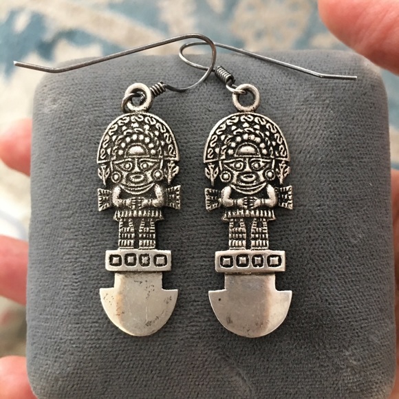 Vintage Jewelry - Mayan Aztec sterling silver drop earrings